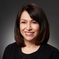 portrait of Roseann Estrada Mendoza, FNP