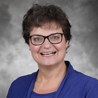 portrait of Teresa L Randall-Wong, FNP