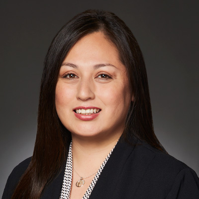 Esmeralda Martinez, FNP